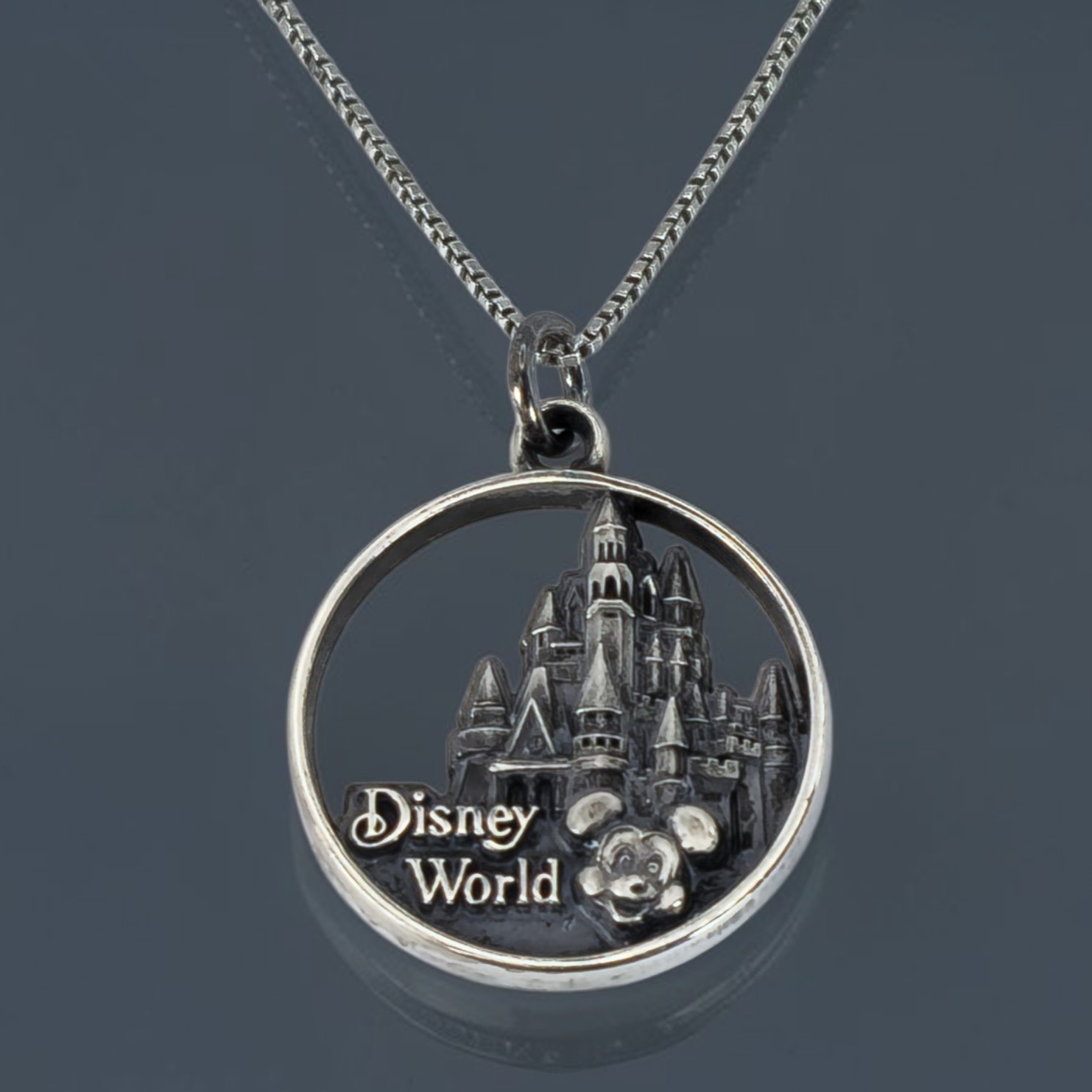 Rare Vtg 1990 Disney Mickey Sterling Silver Castle Pendant Box Chain Necklace Rare Vtg 1990 Disney Mickey Sterling Silver Castle Pendant Box Chain Necklace
