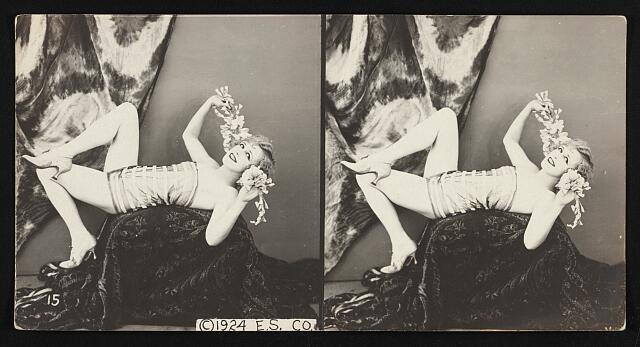 A fascinating figure Woman Model c1900 Old Photo 3 A fascinating figure Woman Model c1900 Old Photo 3