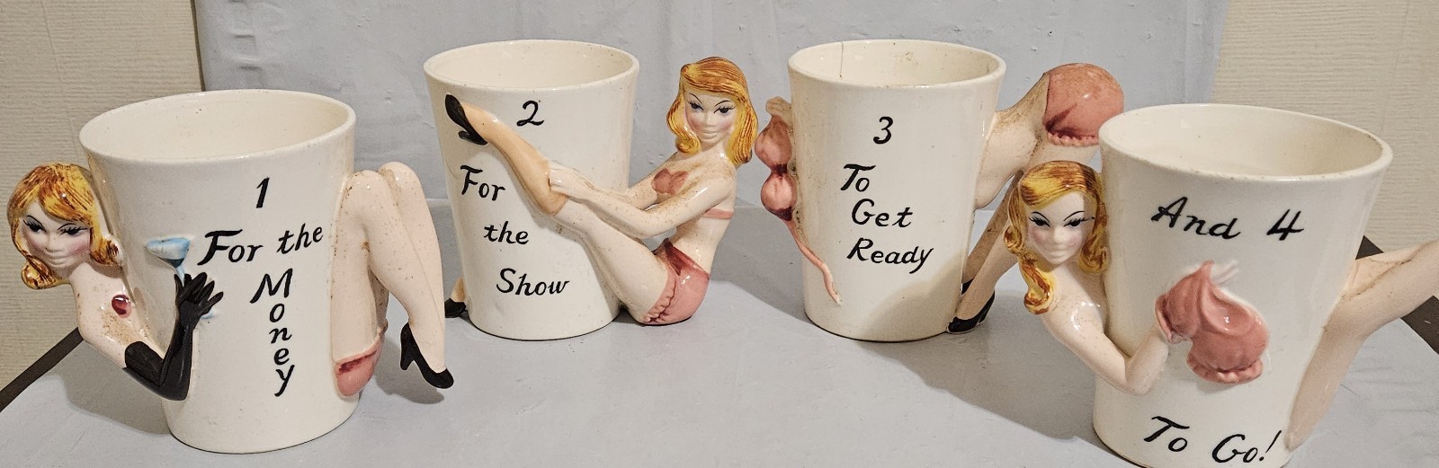 Set of 4 VTG 50\'s Burlesque Party Girl Ceramic Mugs 8636