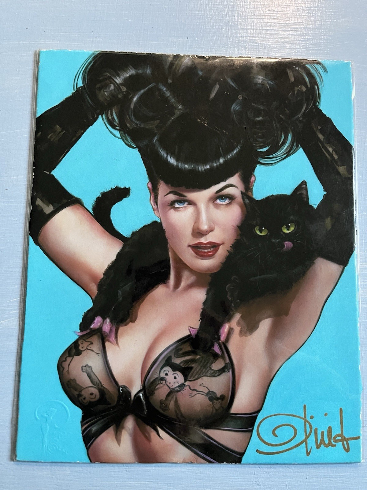 olivia de berardinis Artwork Irving Claws olivia de berardinis Artwork Irving Claws