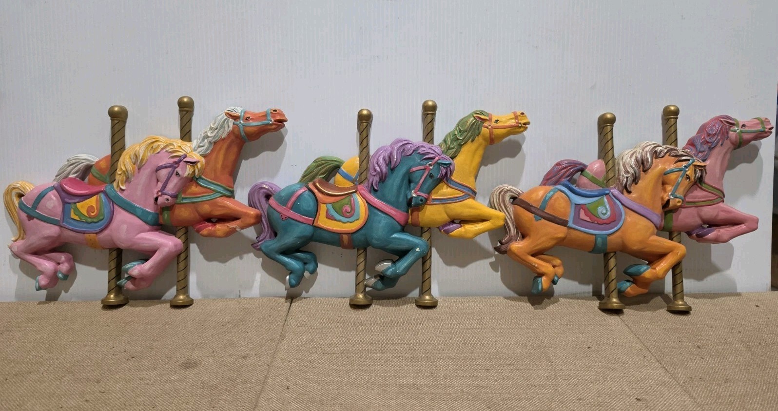 (3) Vintage Burwood Wall Hanging Carousel Horses MADE IN USA. Plastic. 2500-2 (3) Vintage Burwood Wall Hanging Carousel Horses MADE IN USA. Plastic. 2500-2