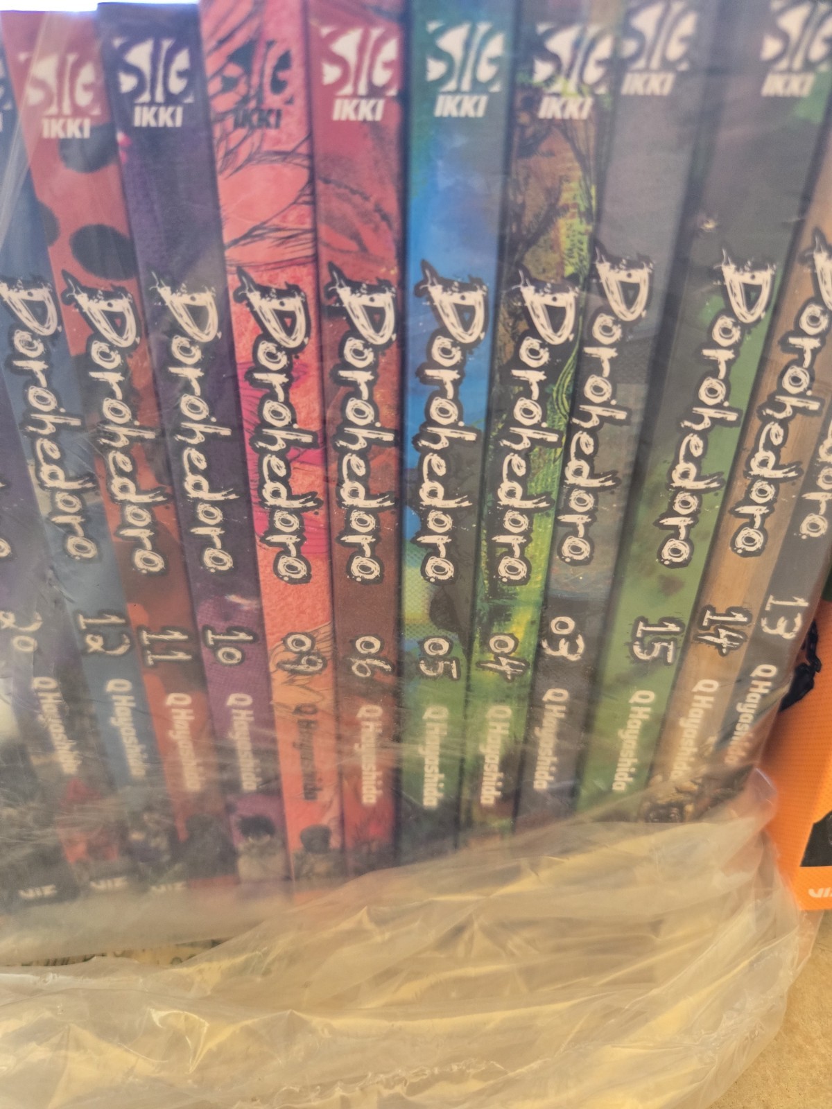 Dorohedoro Manga (#3,4,5,6,9-23) 18 total mangas. brand new never read Dorohedoro Manga (#3,4,5,6,9-23) 18 total mangas. brand new never read
