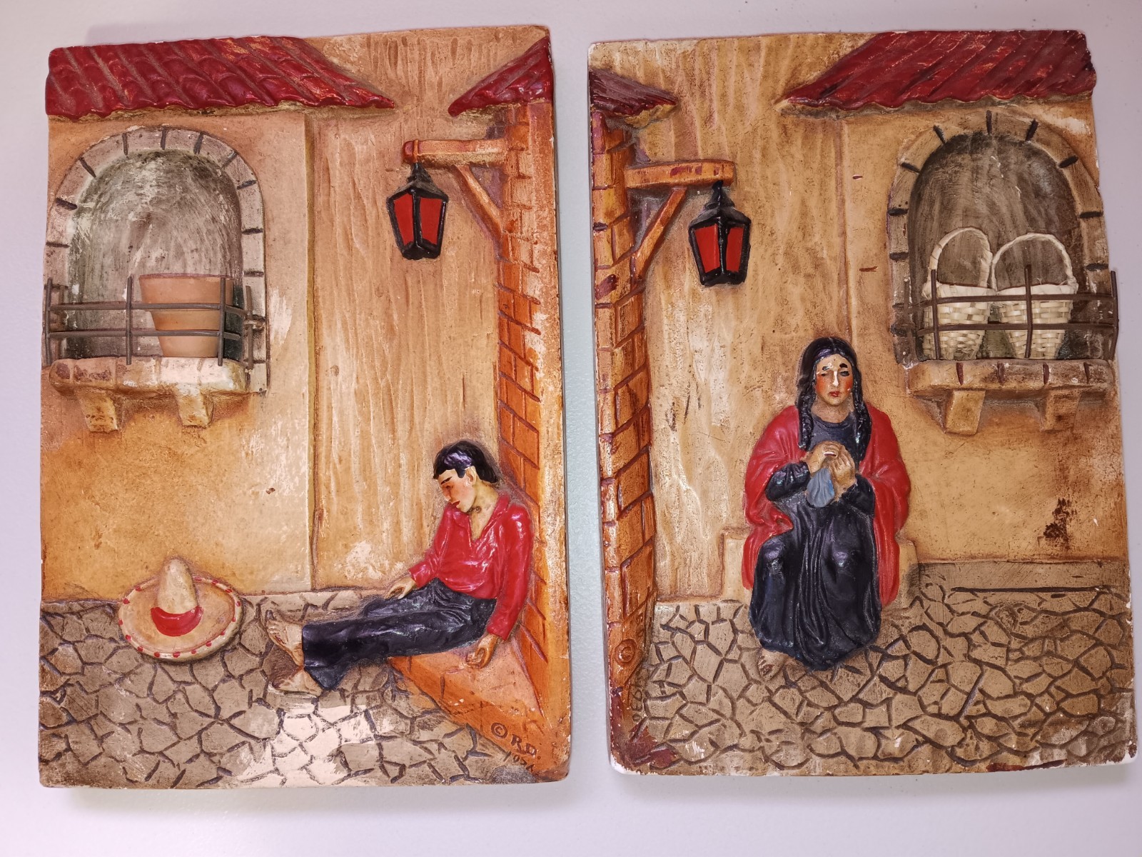 Vintage Challware 1936 R. Dell\'Osso Mexican history wall plaques signed numbered