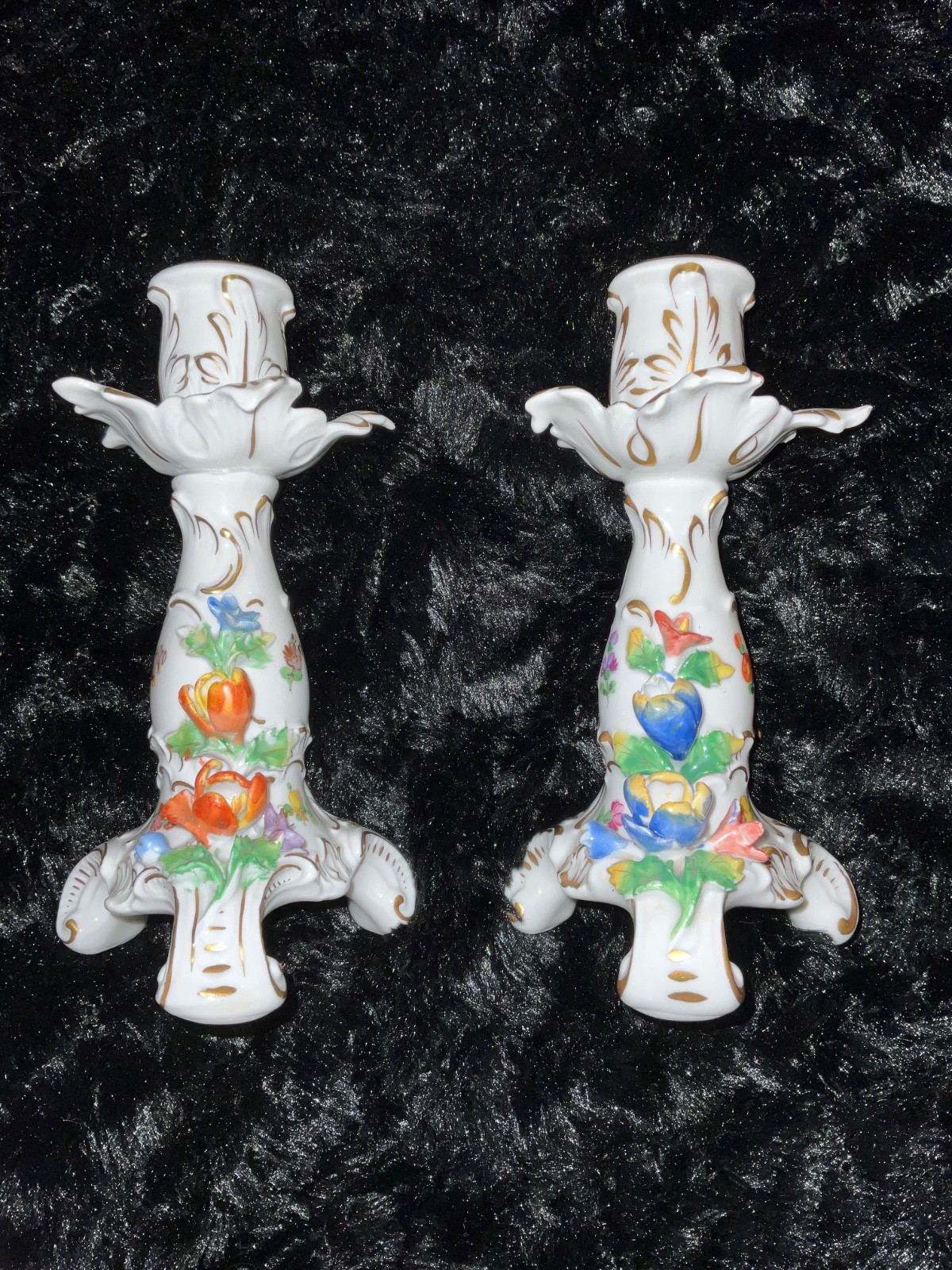 Vtg Sandizell Dresden Germany Porcelain Candlesticks Pair Applied Flowers Gilt