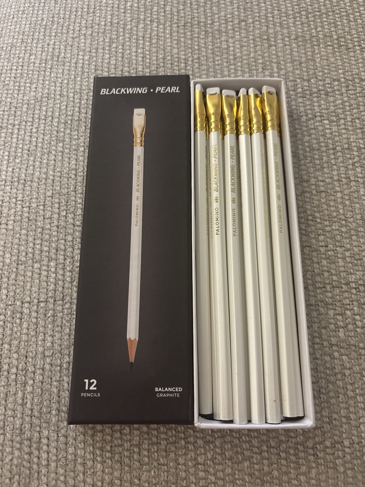 Blackwing Pearl Pencils Box of 12 – Balanced Graphite – Palomino Blackwing
