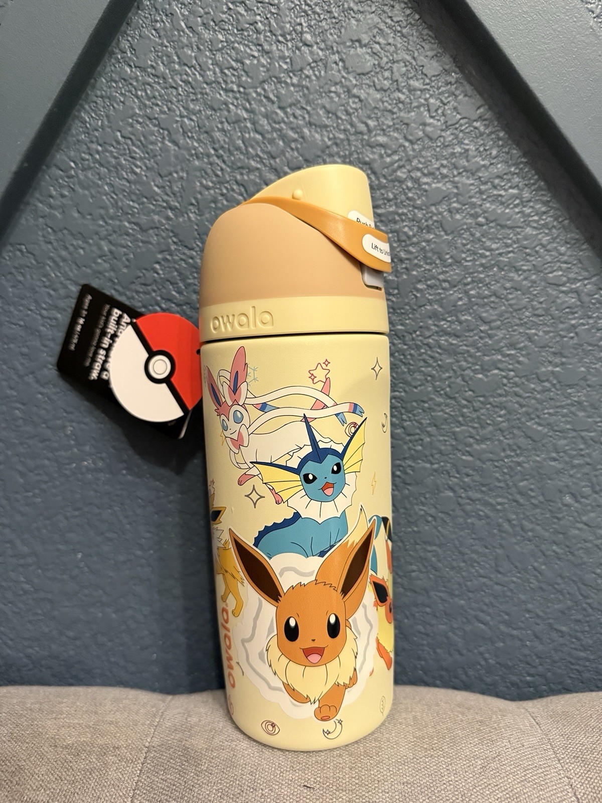 Pokemon x Owala Eevee Evolutions Water Bottle Pokemon 30th Anniversary Pokemon x Owala Eevee Evolutions Water Bottle Pokemon 30th Anniversary