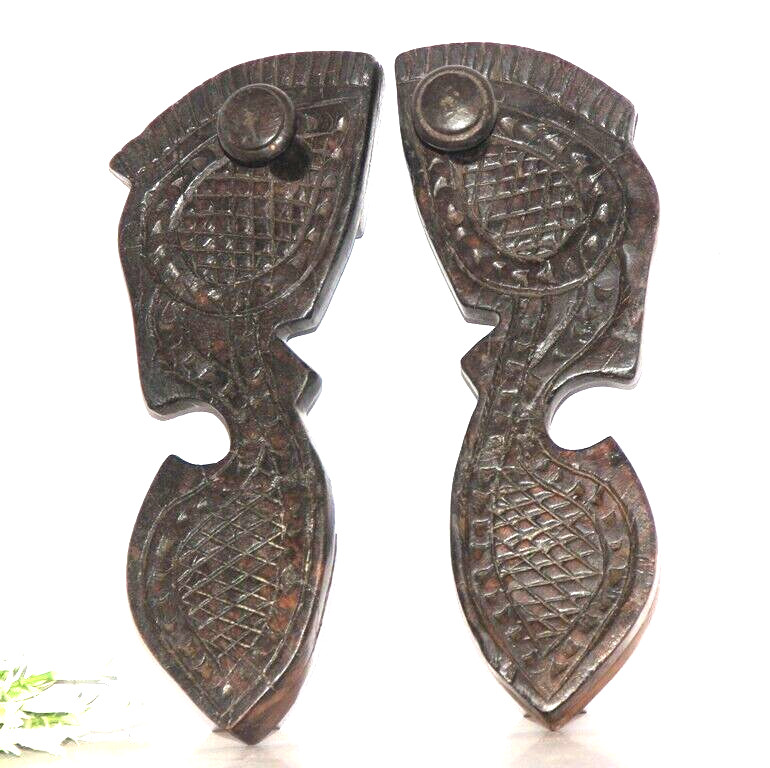 Ancient Wooden Handcrafted Hindu/Buddhist/Jain Saints Foot Khadau Paduka Slipper Ancient Wooden Handcrafted Hindu/Buddhist/Jain Saints Foot Khadau Paduka Slipper
