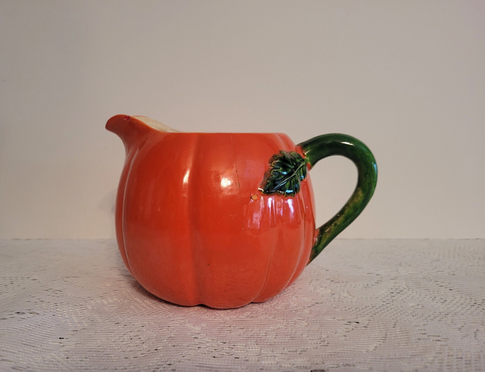 1940s MARUHAN Ware Tomato Creamer, Handpainted-OCCUPIED JAPAN