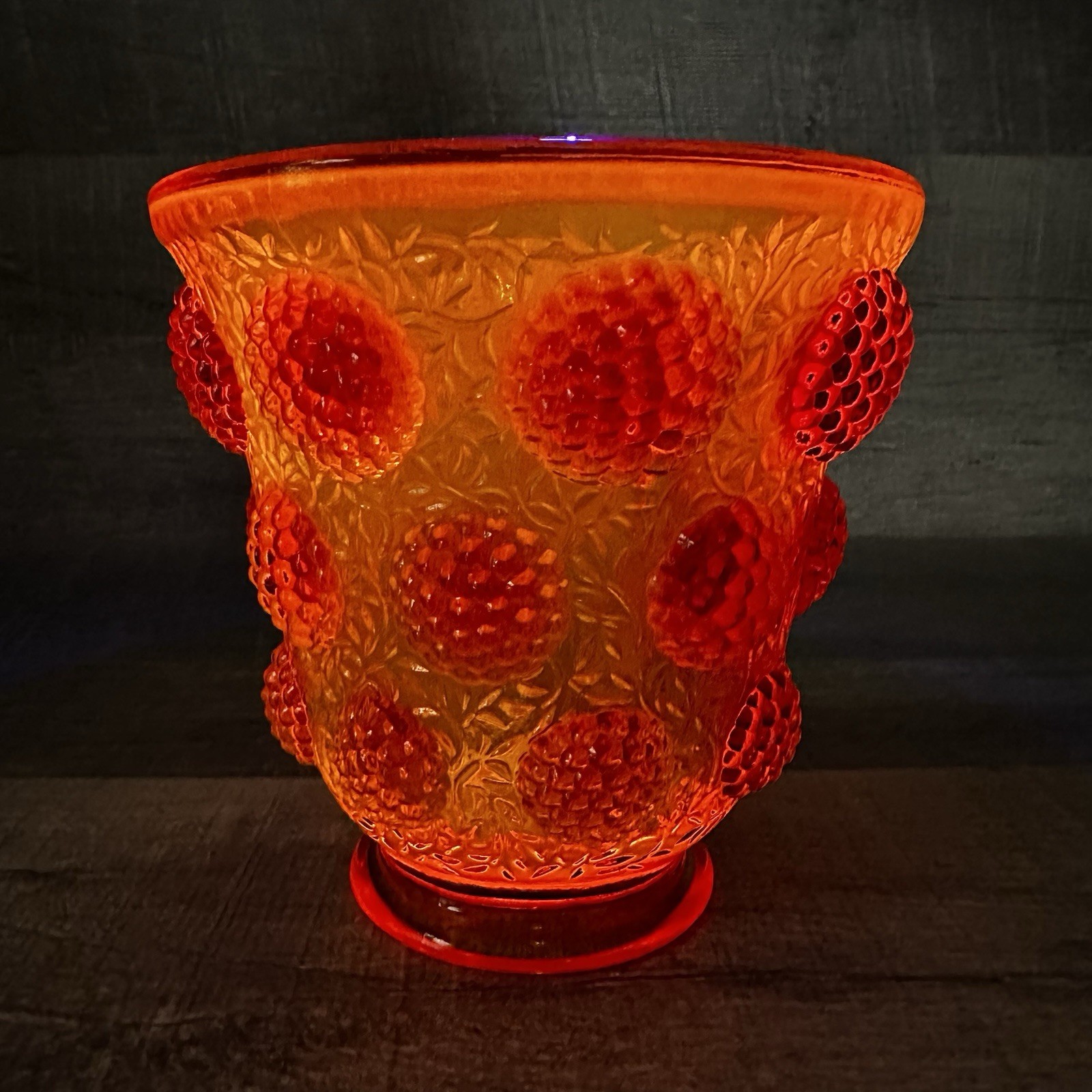 Verlys France Les Cabochons Raspberry Amberina Art Glass Vase Vintage French Verlys France Les Cabochons Raspberry Amberina Art Glass Vase Vintage French