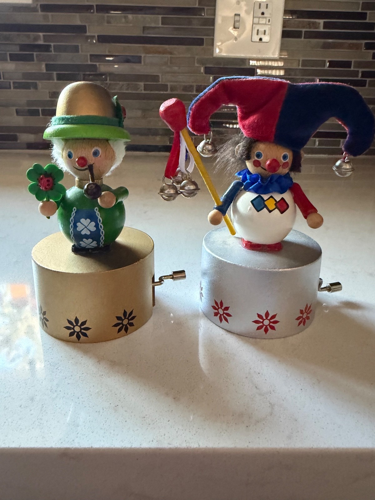 Lot of 2 Steinbach Musical Wood Box Nutcracker Wind-Up Jester & Irish Man Lot of 2 Steinbach Musical Wood Box Nutcracker Wind-Up Jester & Irish Man