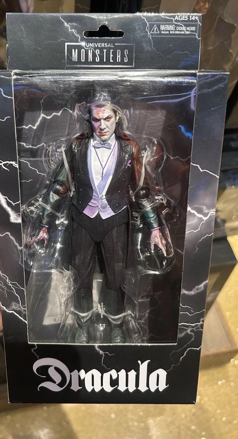 NECA Universal Epic Universe Dark Universe Vampire Count Dracula Monster Figure
