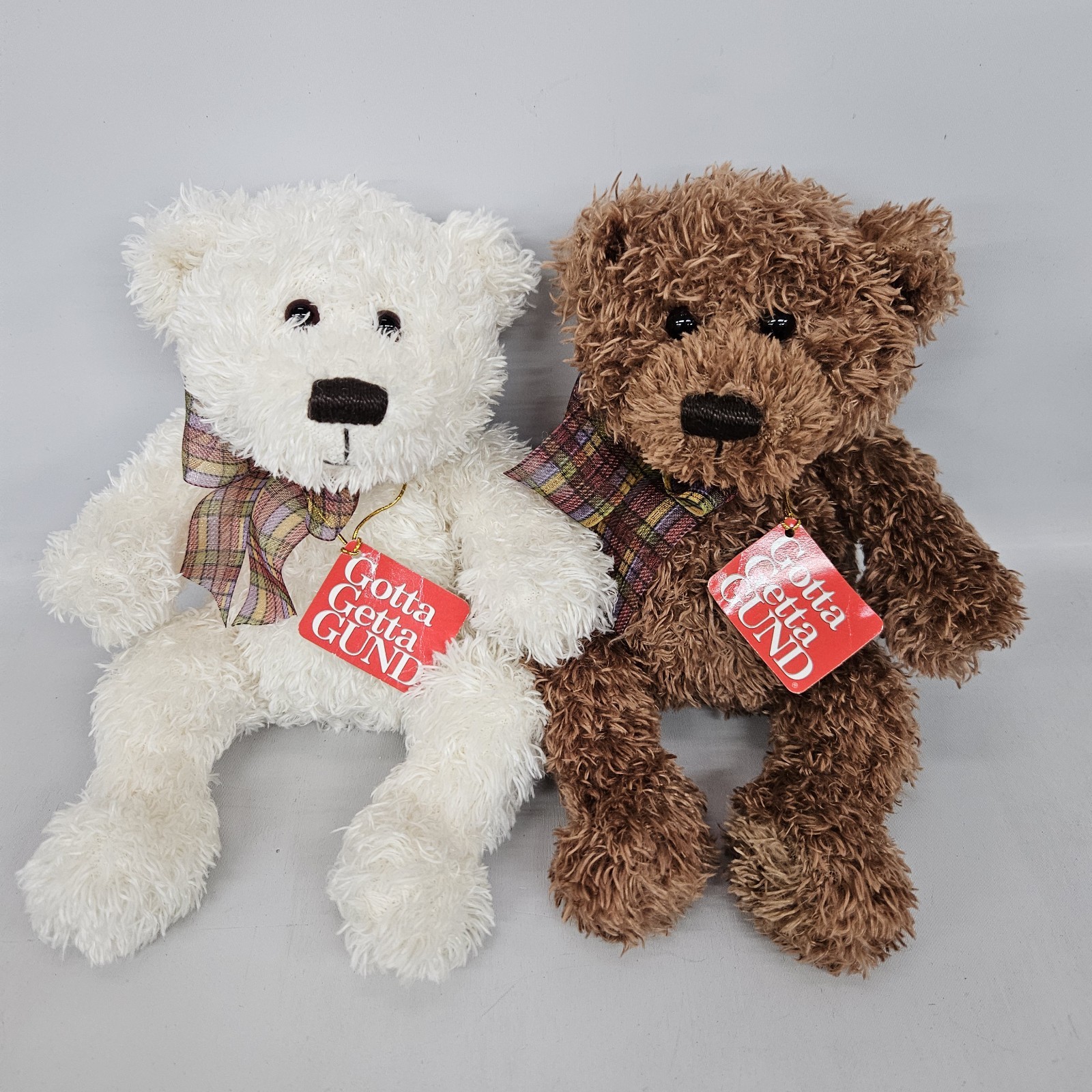 2 Vintage 8” Gund ‘Hiccup’ Plush Stuffed Bears Brown And White Plaid Bow W/ Tags