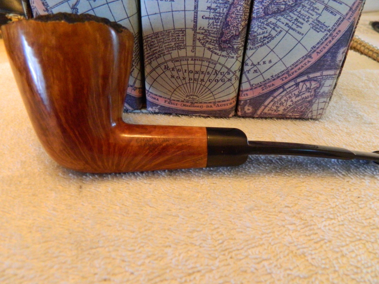 ESTATE PIPE CHARATAN'S MAKE EXECUTIVE EXL., MADE BY HAND IN CITY OF LONDON,USED ESTATE PIPE CHARATAN'S MAKE EXECUTIVE EXL., MADE BY HAND IN CITY OF LONDON,USED