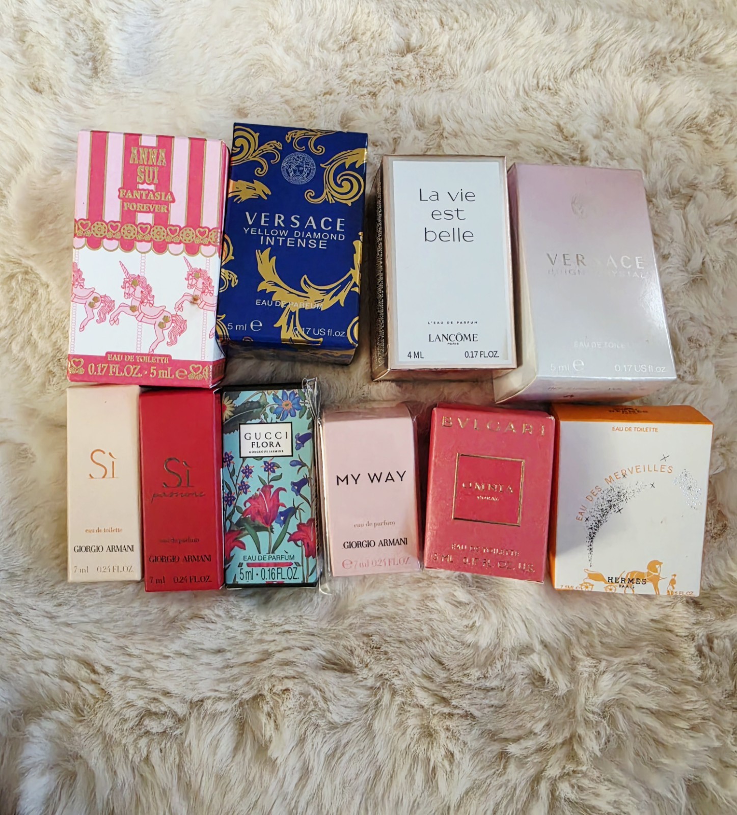 10-PIECE DESIGNER MINI PERFUME COLLECTION – ASSORTED LUXURY FRAGRANCES