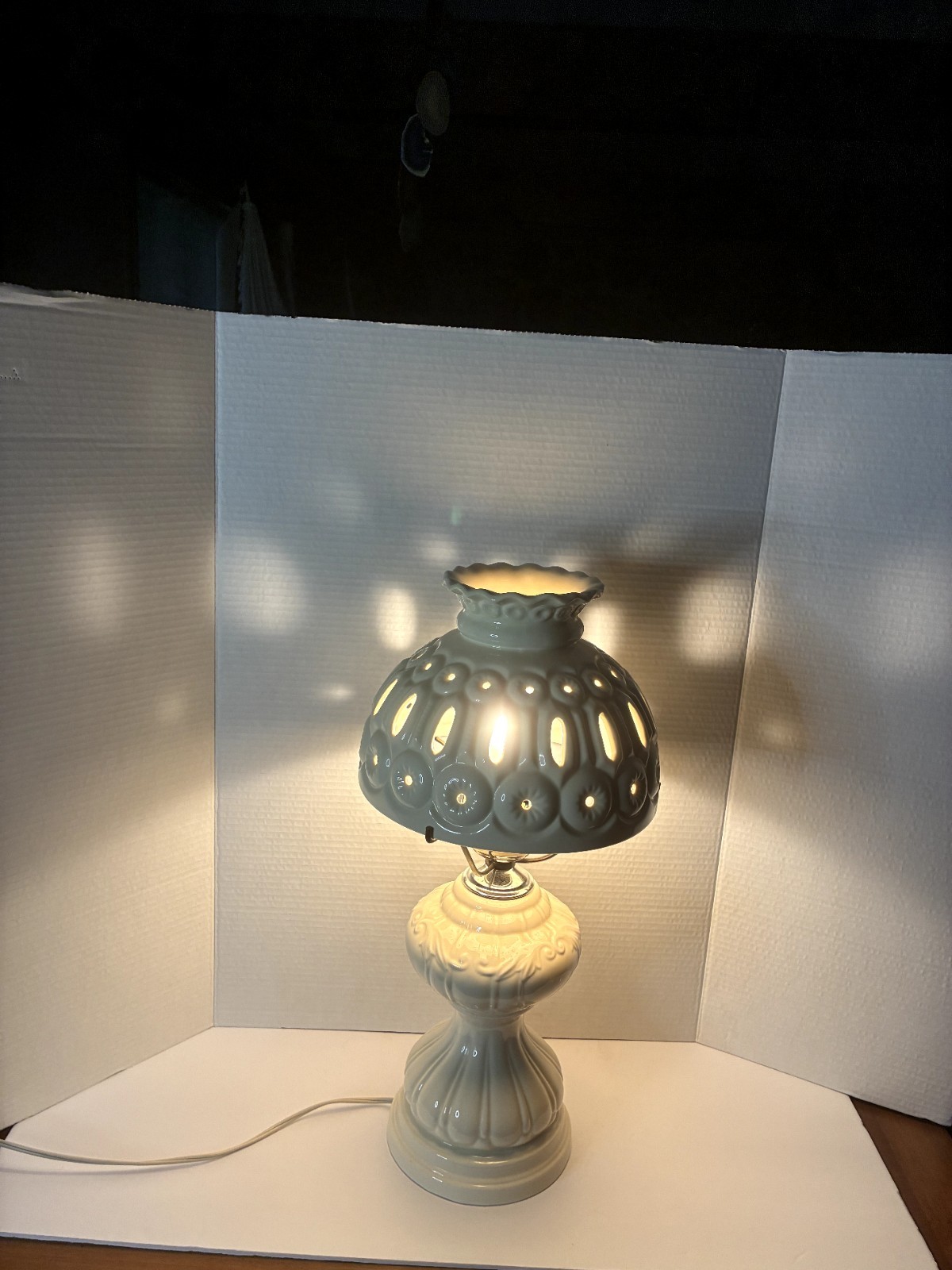 Vintage LE Smith Moon And Star Electric Lamp