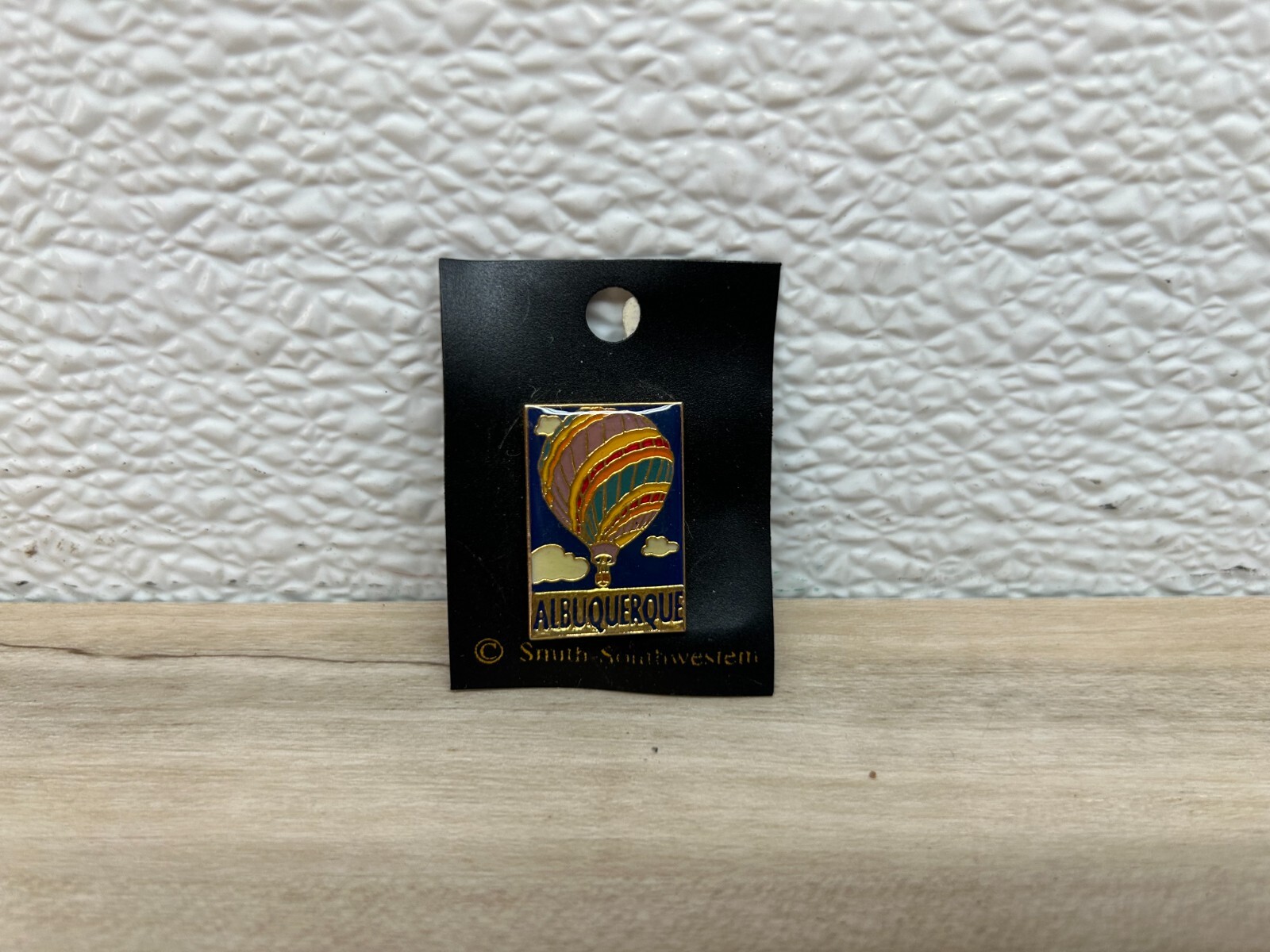 Vintage Smith Southwestern Albuquerque New Mexico Anual Balloon Festival Pin NOS