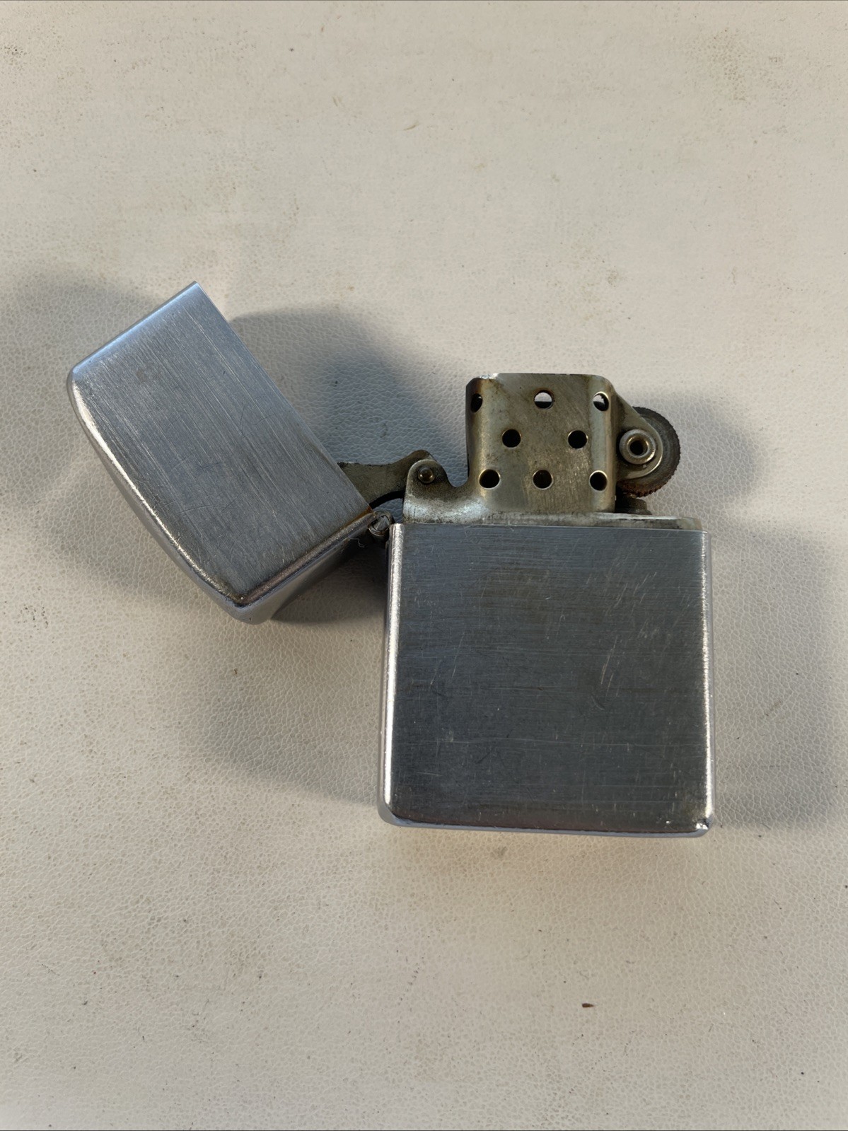 1940’s Zippo Lighter - Three Barrel Hinge - 2032695 16 Hole