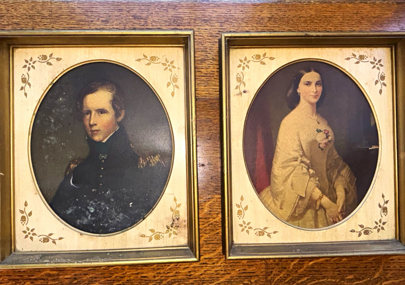 Antique Victorian Portrait Prints Pair Companion Man Woman Gold Gilt Oval Frames