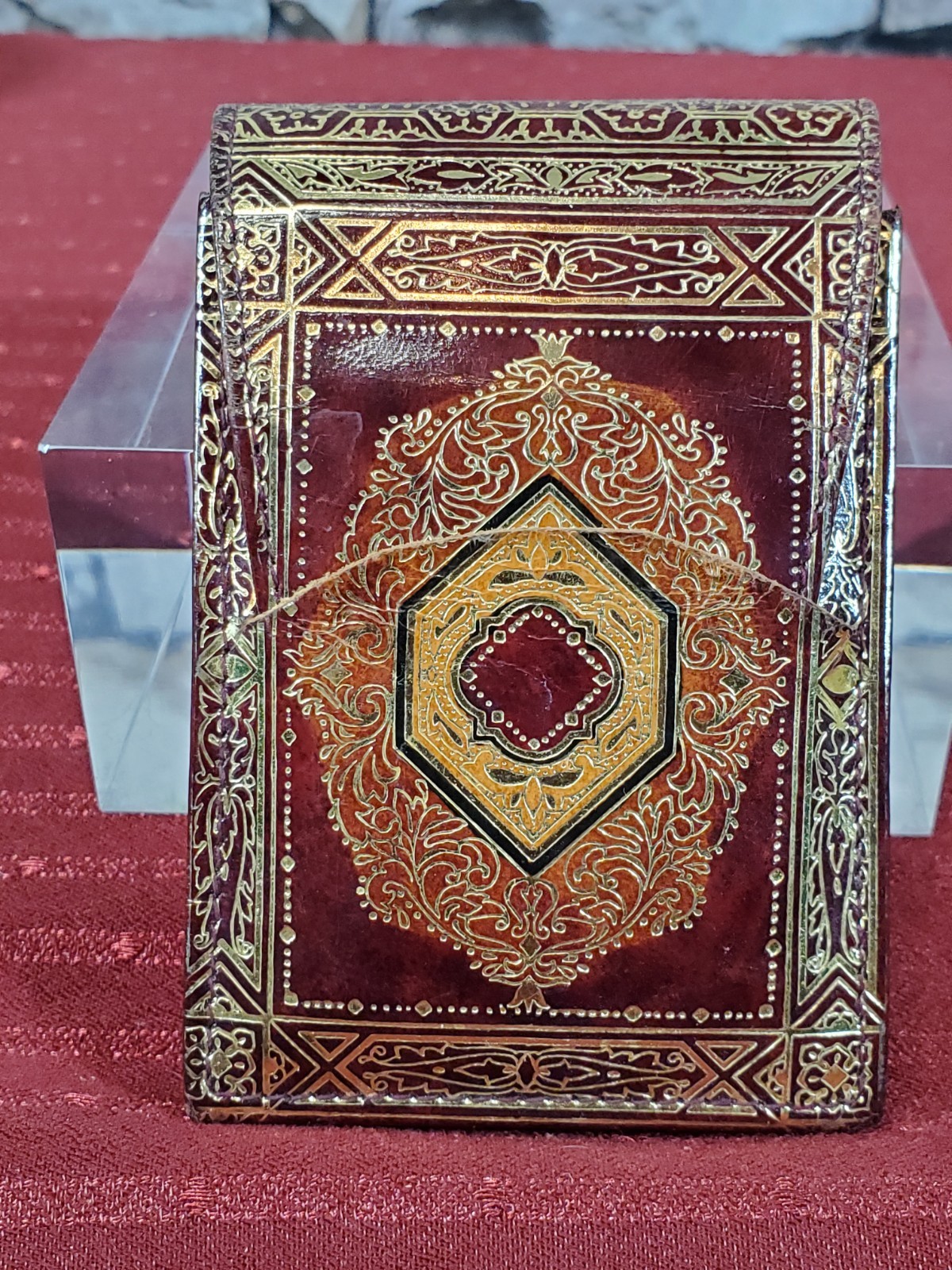 1965 Florentine Red Leather Genuine Gold Embossed Italy NEEDLE CASE with Note 1965 Florentine Red Leather Genuine Gold Embossed Italy NEEDLE CASE with Note