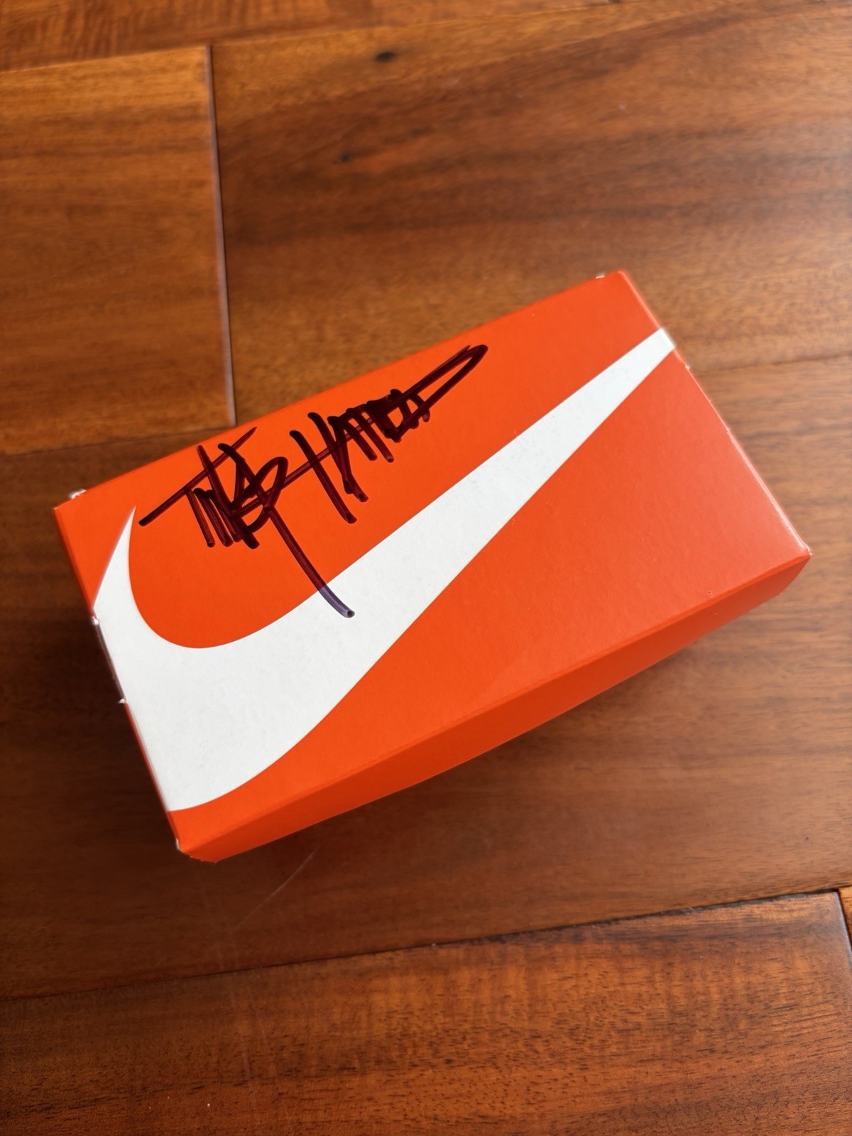 Tinker Hatfield Signed Autograph Mini Nike Jordan Shoebox Tinker Hatfield Signed Autograph Mini Nike Jordan Shoebox