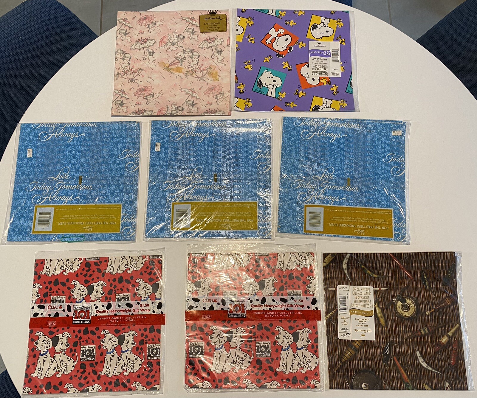 Vintage Brand New Wrapping Paper Lot Of 8. Snoopy 101 Dalmatians (boxP)