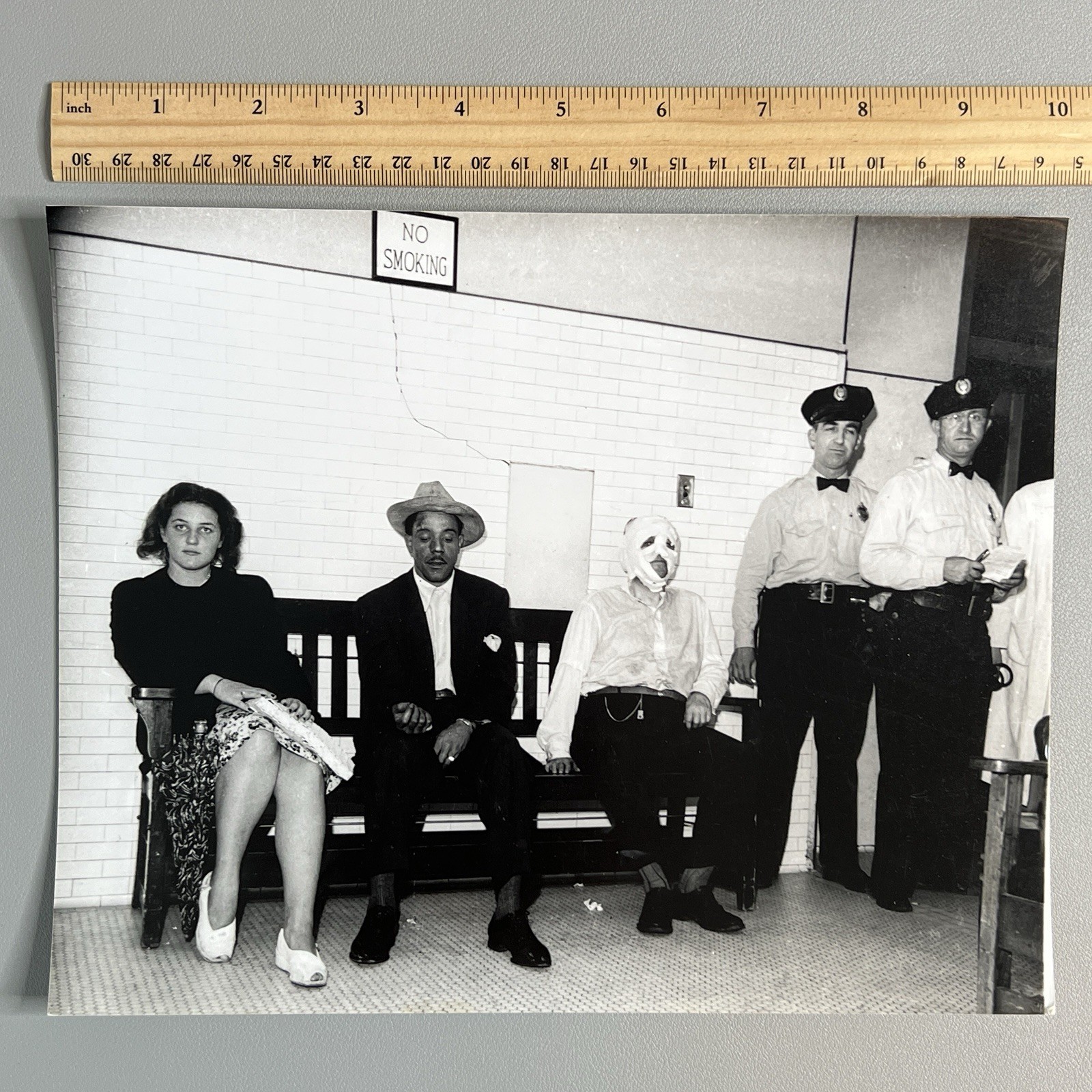 Vtg 1940s Bizarre Police Crime Photo Weegee Style Bandaged Mummy Man Oddity Noir