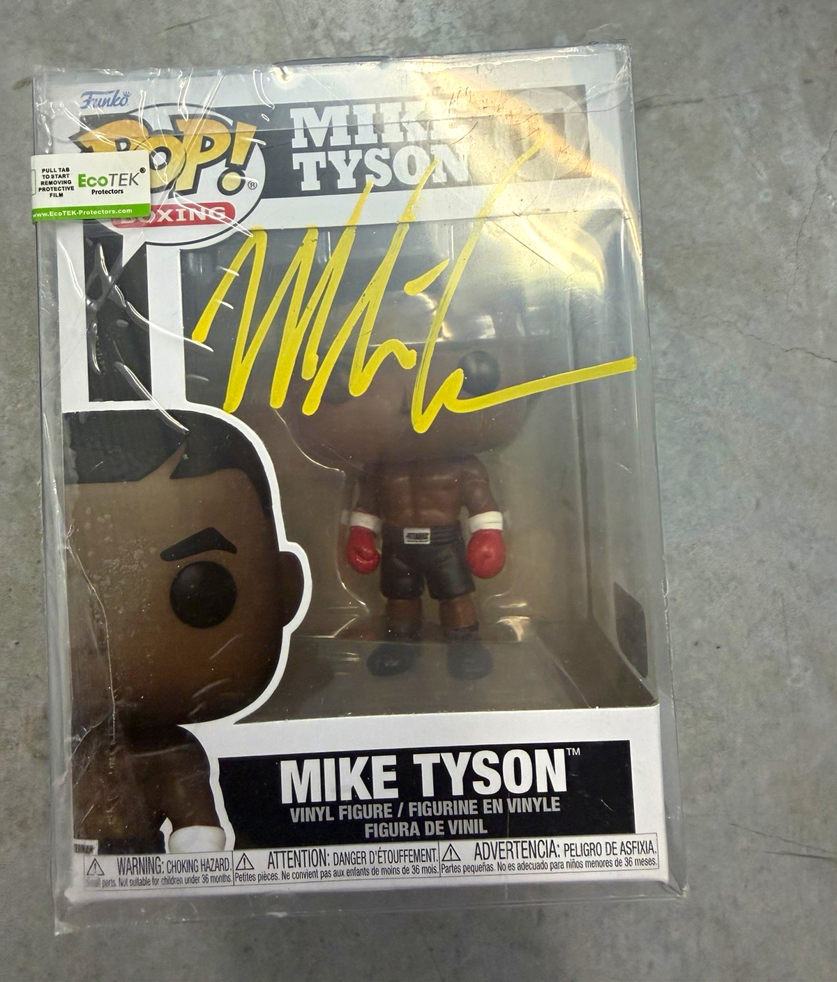 Mike Tyson Signed Funko Pop Boxing #01 Yellow Auto JSA Witnessed WA355914