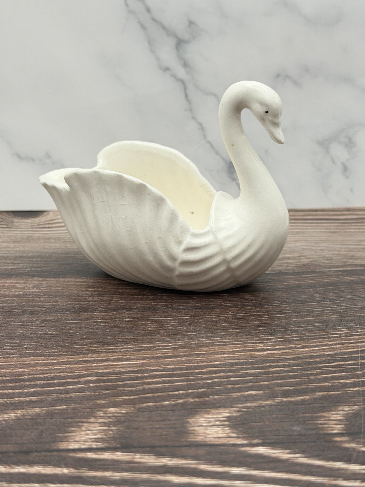 Vintage White Swan Trinket Dish Figurine by Napco Japan 4.25