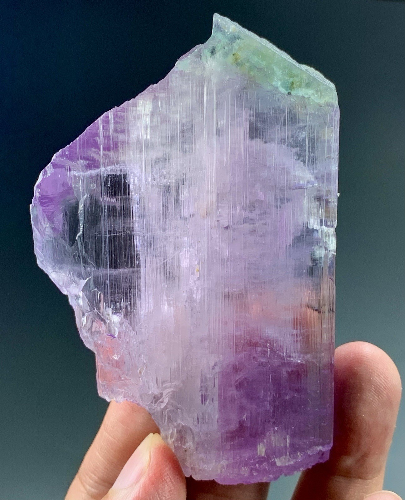 676 Ct Natural Kunzite Crystal From Afghanistan Gemmy Pink