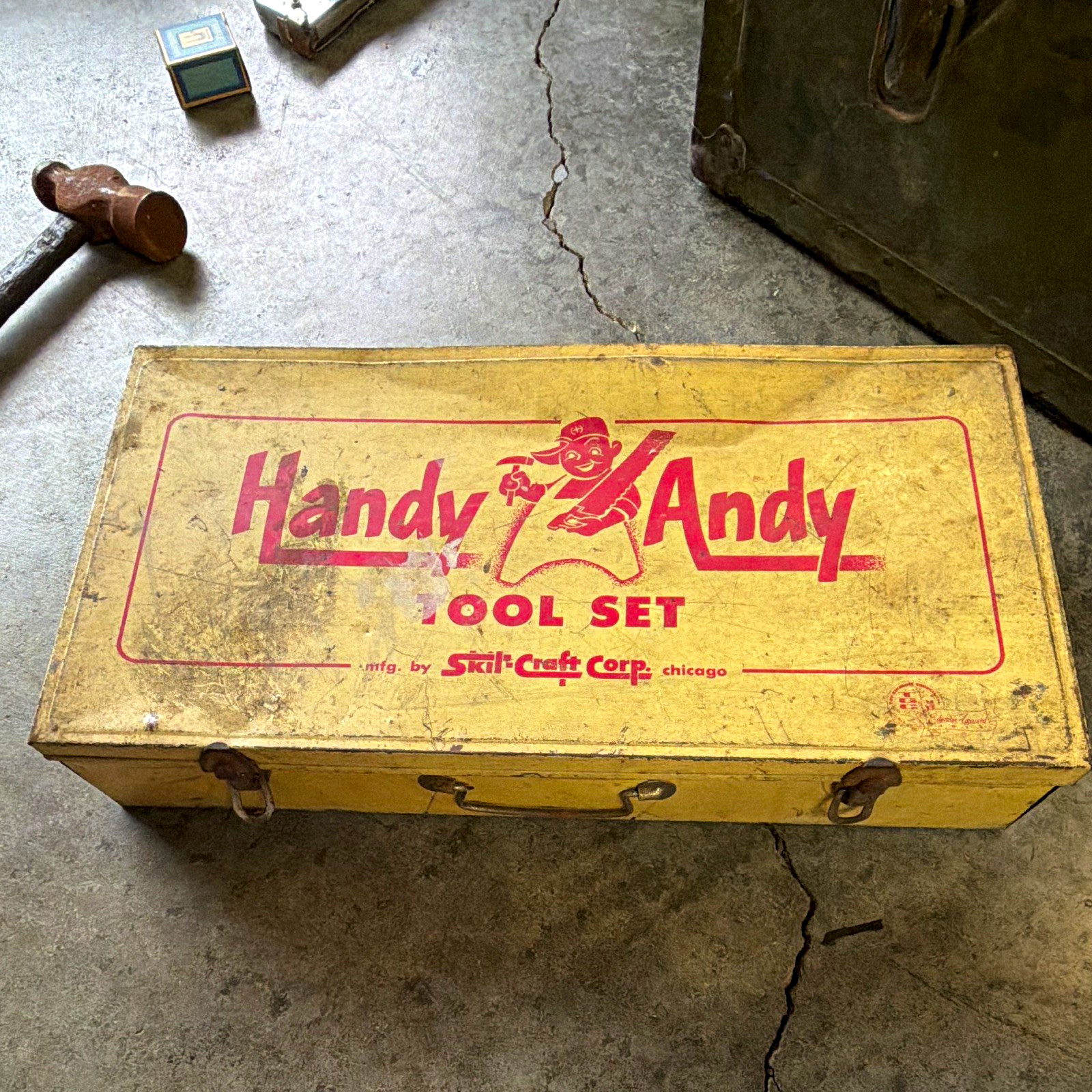 Handy Andy Vintage Tool Set Metal Toolbox Case - Skil-Craft Corp Chicago