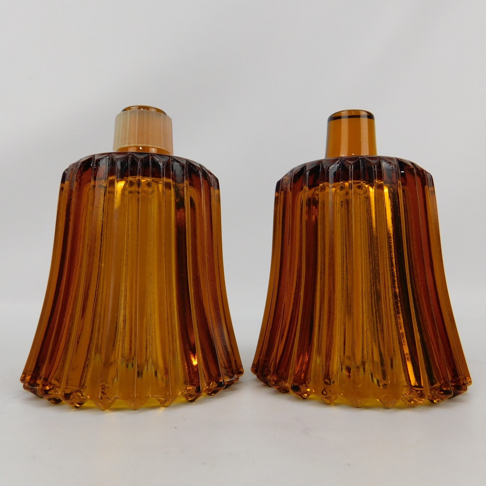 SET OF 2 - VTG Amber Gold Ribbed Peg Votive Candle Holders 3\