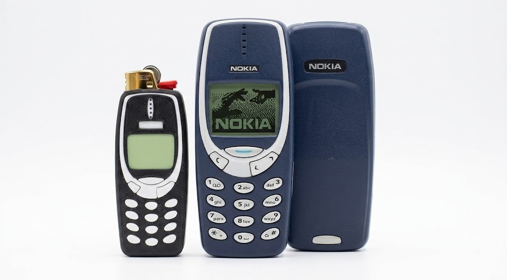 Nostalgic Y2K Nokia 3310 Replica Lighter Sleeve | Standard Bic Size J6 Nostalgic Y2K Nokia 3310 Replica Lighter Sleeve | Standard Bic Size J6