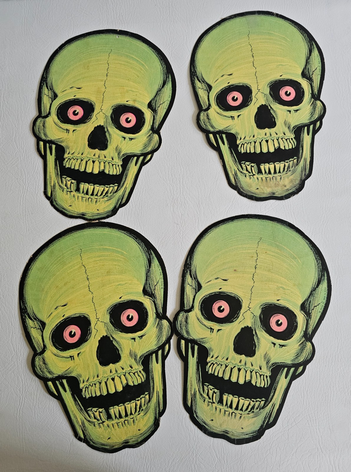 True Vtg SET OF FOUR (4) BEISTLE GLOW IN THE DARK SKULL DIE CUTS Halloween 13