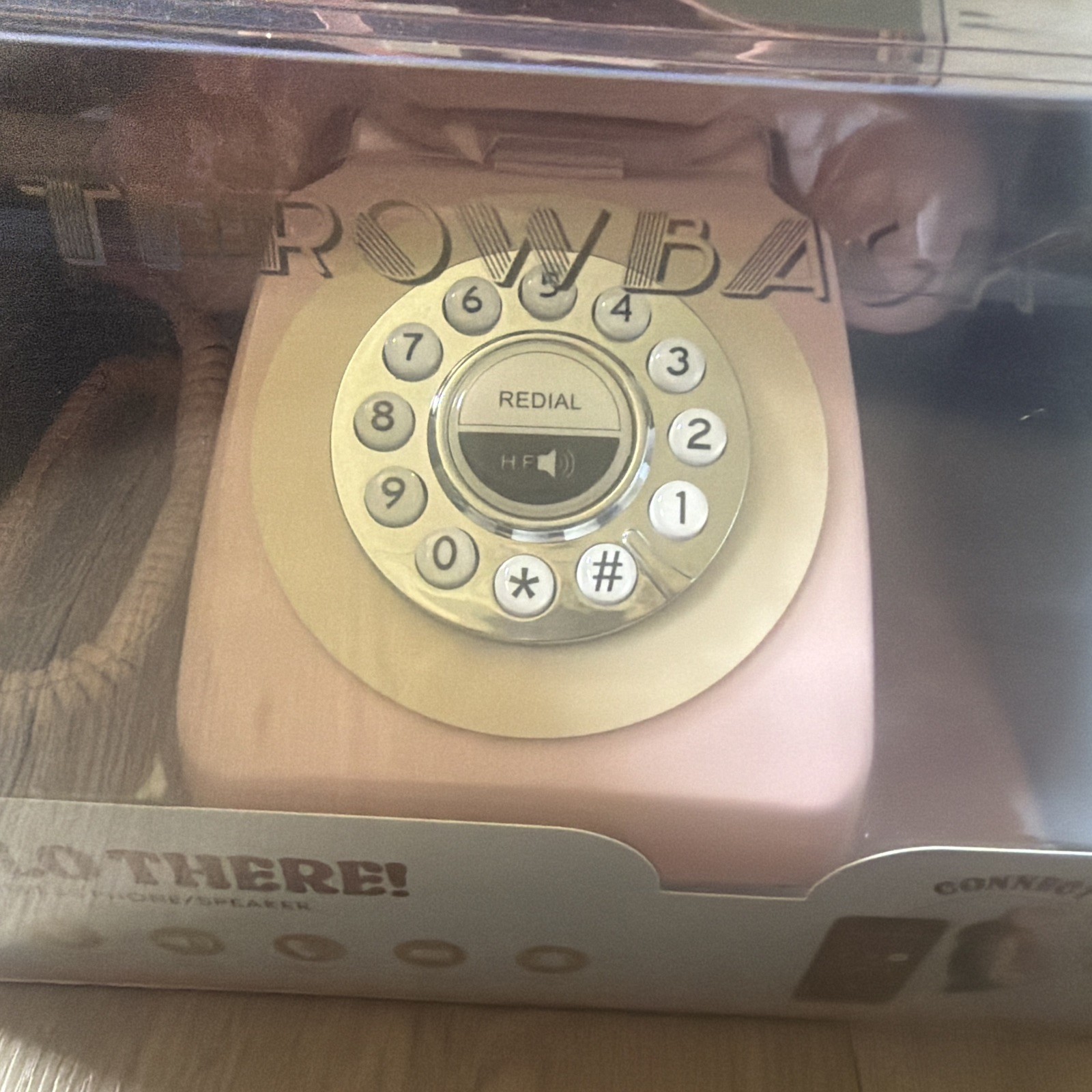 Hello There Retro Wireless throw back Pink RARE Phone/ Speaker Bluetooth - NEW