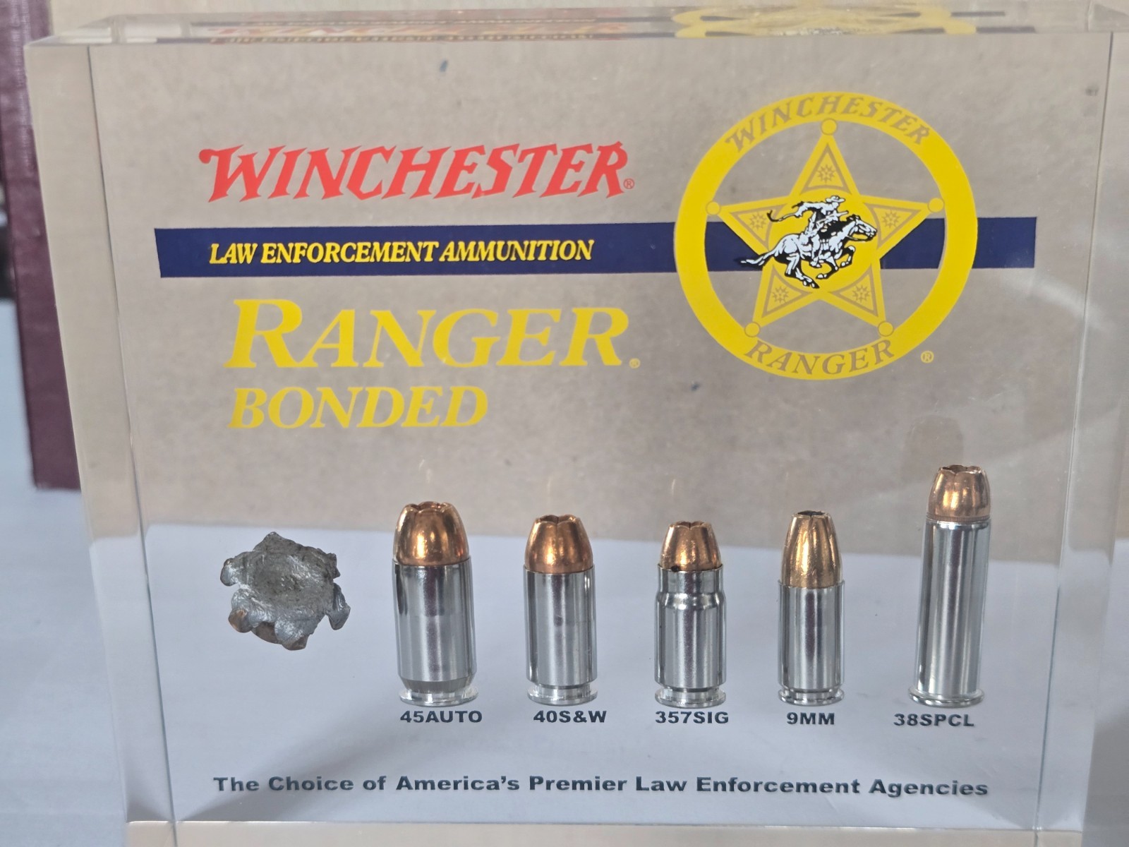 Winchester Lucite Bullet Display For Ranger Law Enforcement Ammo MINT NEW IN BOX Winchester Lucite Bullet Display For Ranger Law Enforcement Ammo MINT NEW IN BOX