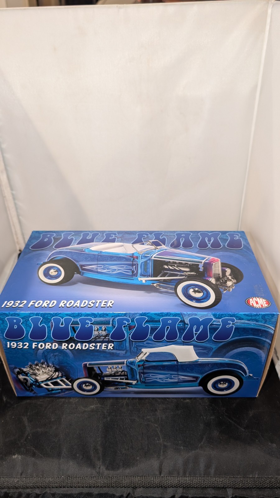 ACME 1/18 1932 Ford Hot Rod Roadster L. E. 468pcs. RARE. USA shipper  READ READ.