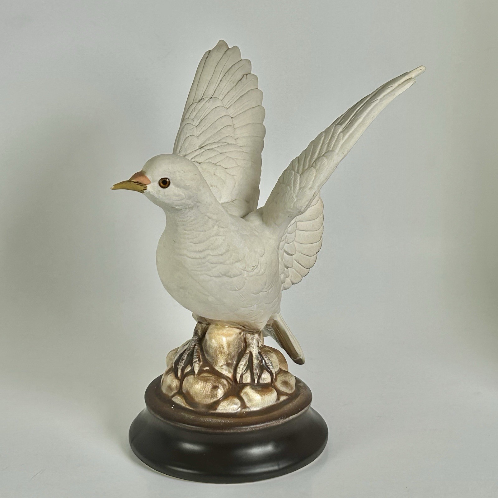 Roselane Ceramic White Dove Statue 10” Figurine Bird Made In California