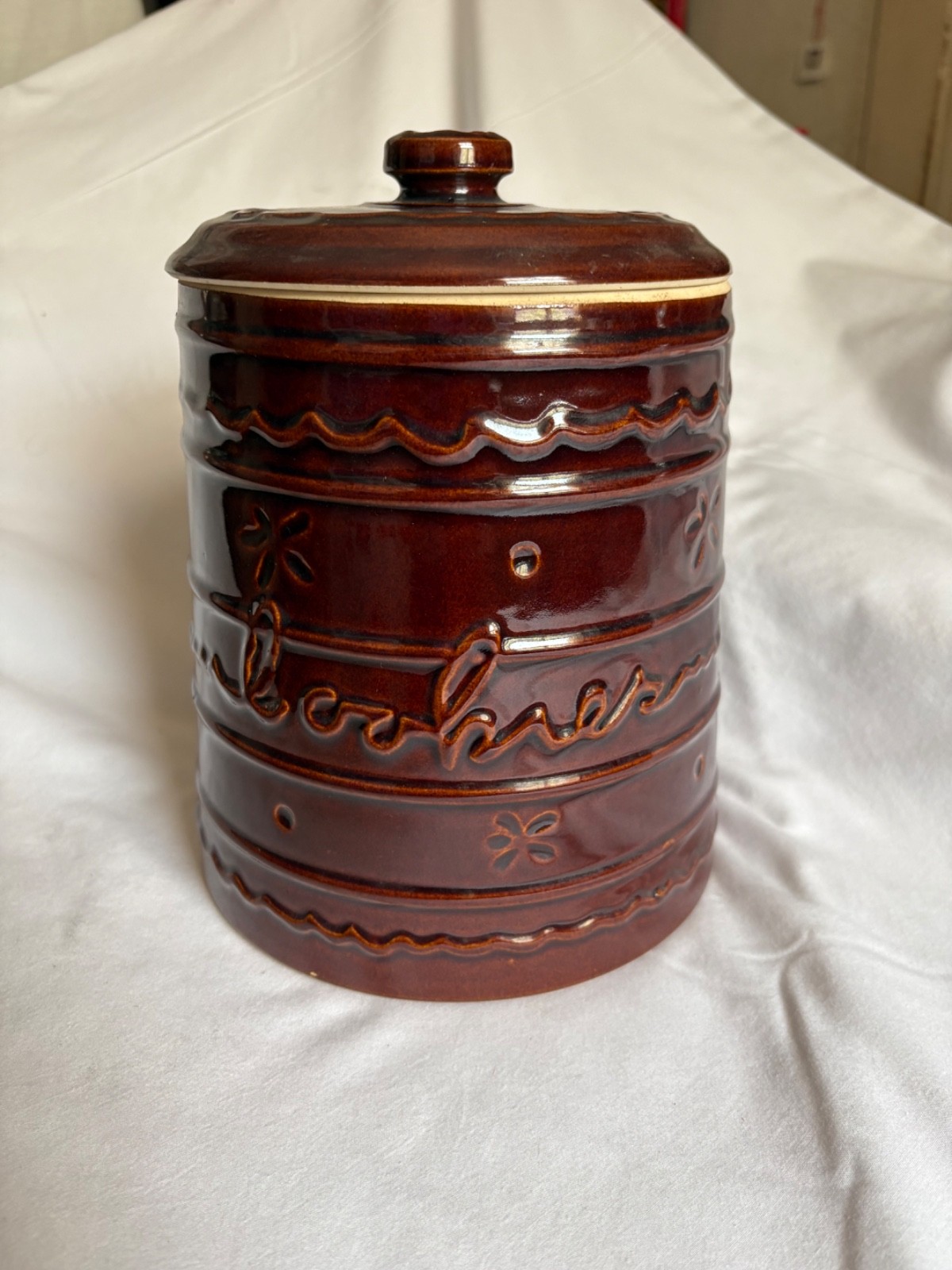 Vintage Mar Crest Daisy & Dot Stoneware Cookie Jar