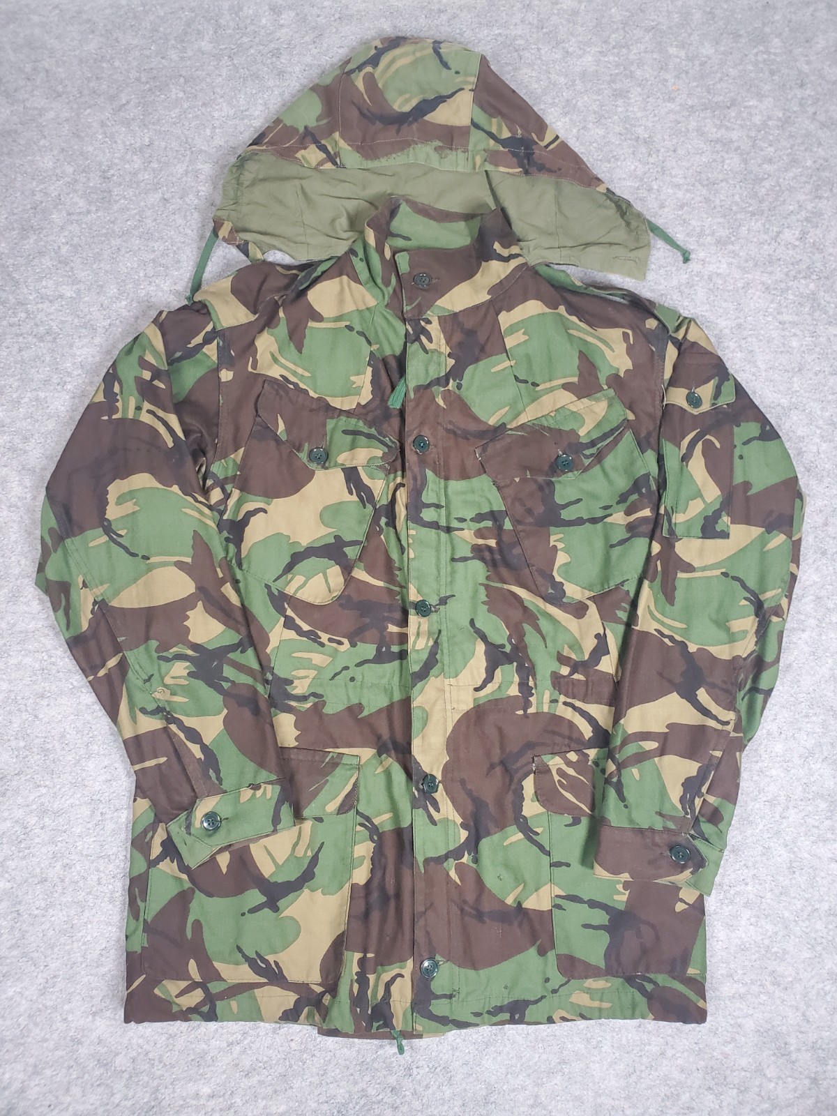British Army 1980s Combat Smock DPM Brushstroke Woodland Cam Large Vintage British Army 1980s Combat Smock DPM Brushstroke Woodland Cam Large Vintage