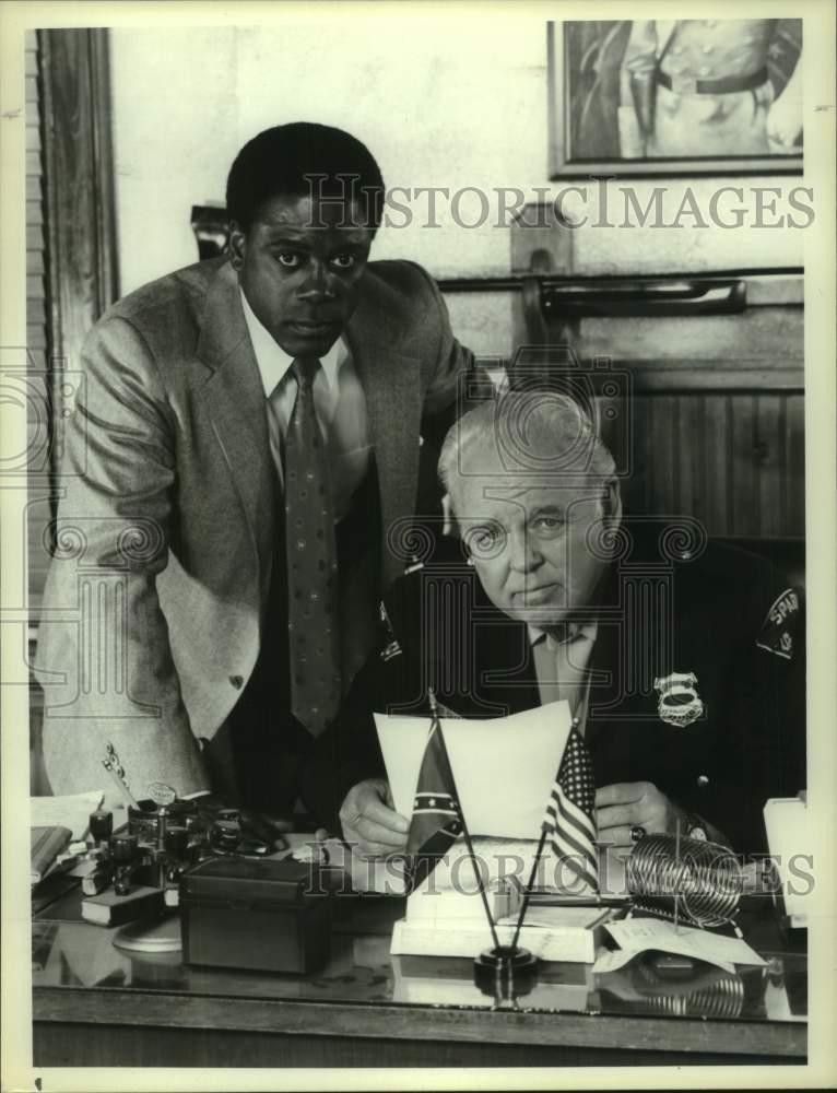 1988 Press Photo Carroll O'Connor and Howard Rollins 1988 Press Photo Carroll O'Connor and Howard Rollins
