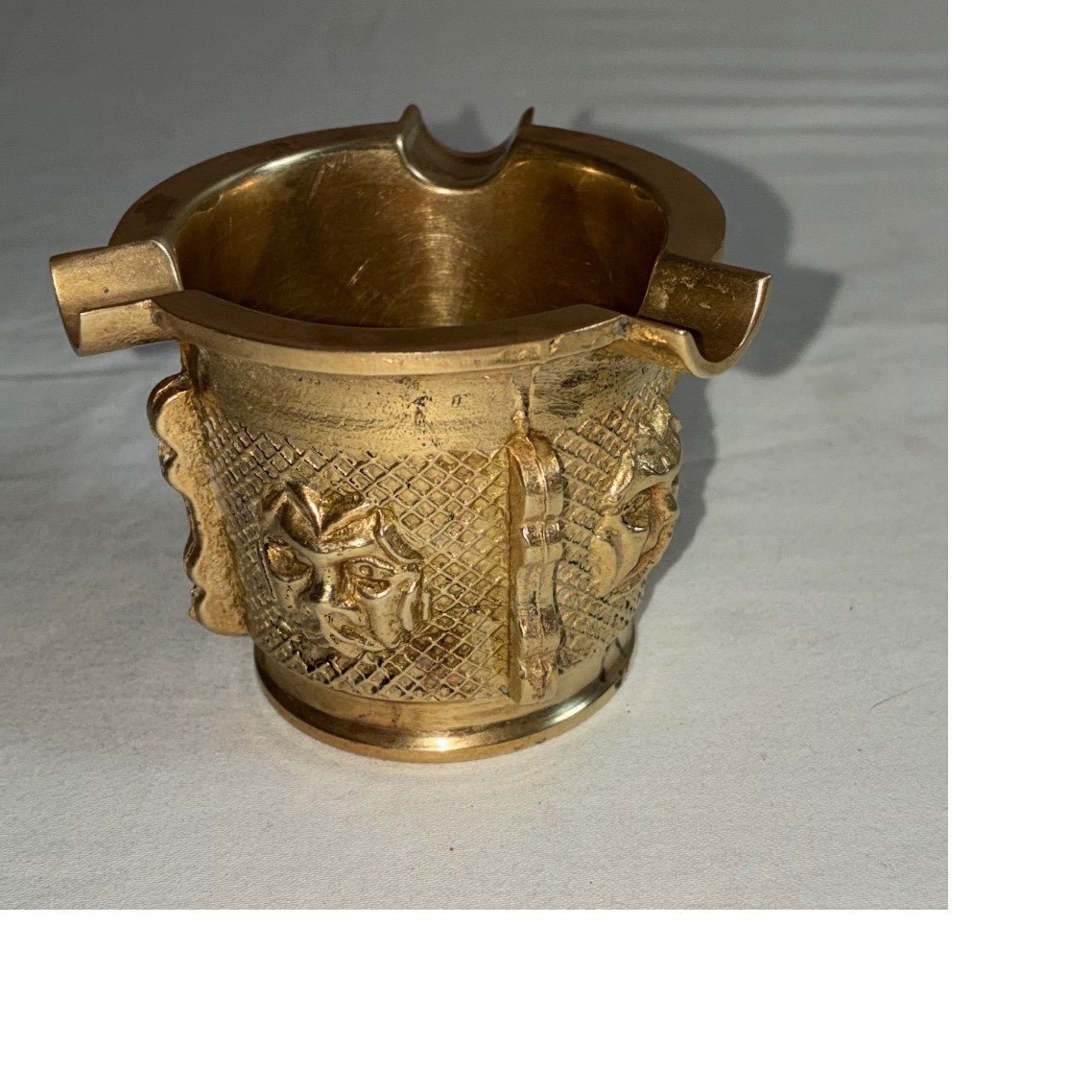 Vintage Heavy Bronze Triple Ashtray Raised Face Relief 1.5 LB Ornate 3 Rest Vintage Heavy Bronze Triple Ashtray Raised Face Relief 1.5 LB Ornate 3 Rest