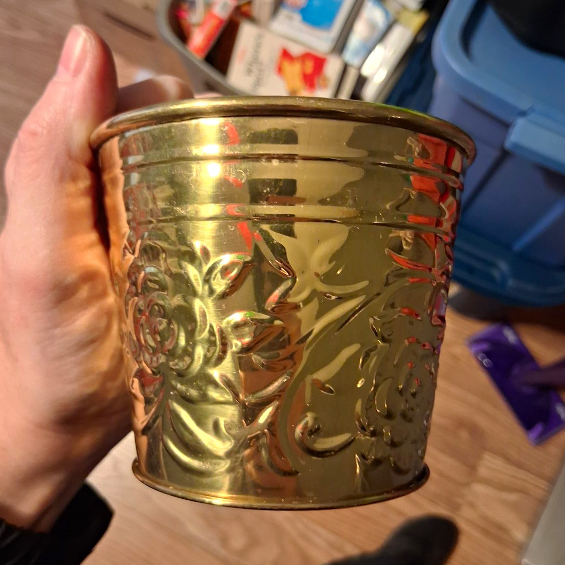 Vintage Brass Decorative Planter Pot~ Embossed Floral Design by Hosley Inc.☆New☆ Vintage Brass Decorative Planter Pot~ Embossed Floral Design by Hosley Inc.☆New☆