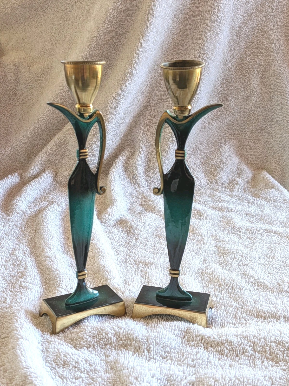 VTG PAIR ISRAEL BRASS JUDACIA CANDLE STICK HOLDERS R.D.M. 8.75\ VTG PAIR ISRAEL BRASS JUDACIA CANDLE STICK HOLDERS R.D.M. 8.75\