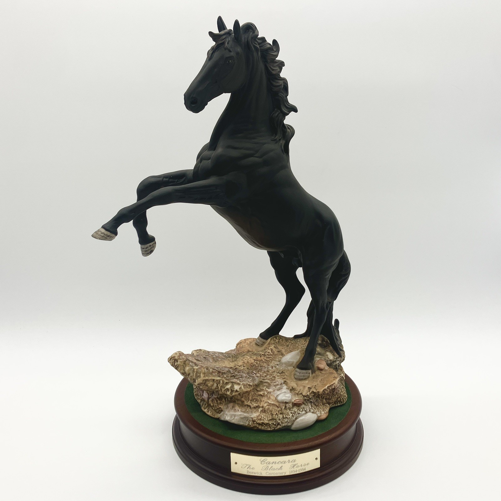 Beswick A234 Cancara The Black Horse Figurine With Plinth Great Condition Rare Beswick A234 Cancara The Black Horse Figurine With Plinth Great Condition Rare