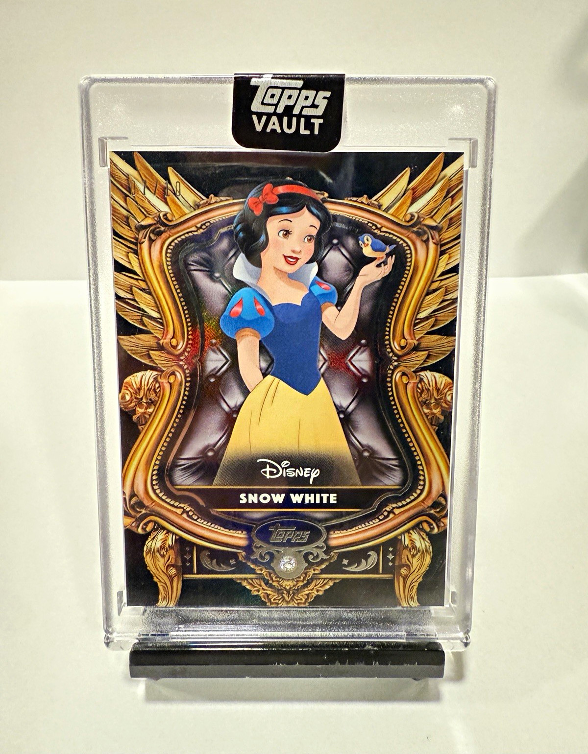 2026 Topps Disney Vault Snow White True Greatness Diamond TG-4 07/10 2026 Topps Disney Vault Snow White True Greatness Diamond TG-4 07/10