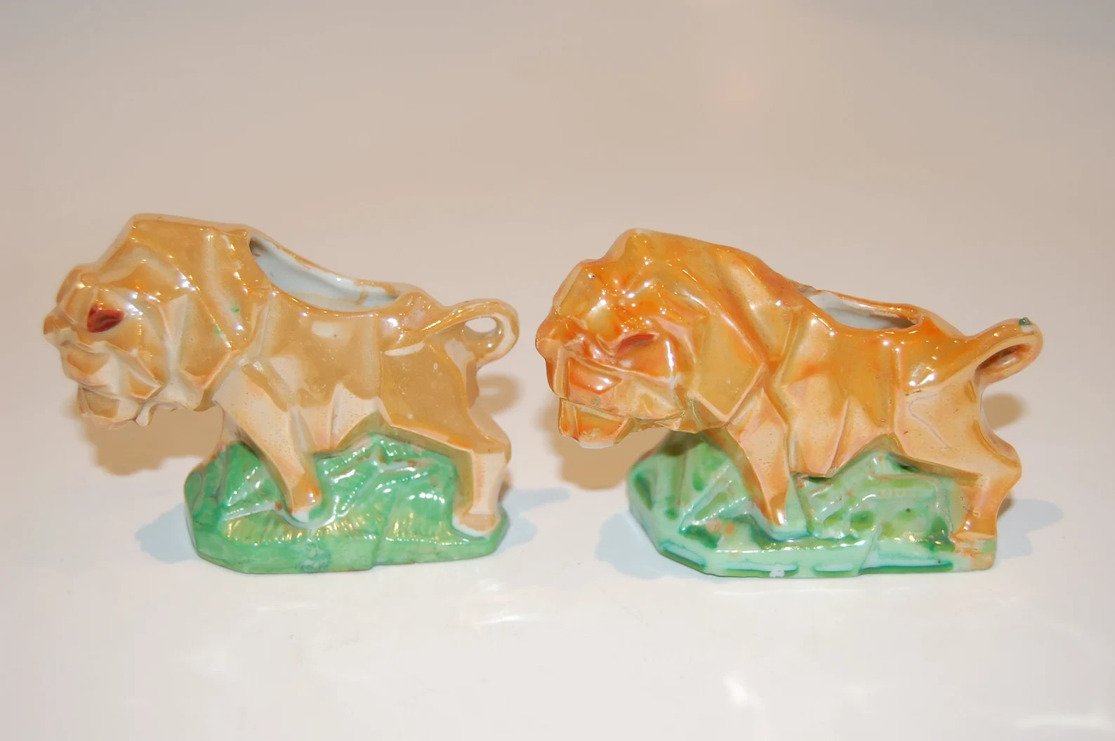 Vintage mid-Century Porcelain Lion Figurine, pin cushion, Made in Japan