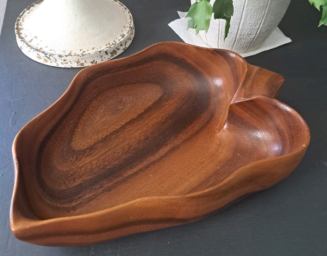Vintage Blair's Hawaii Wooden Hand Carved Leaf Shaped Bowl Signed Vintage Blair's Hawaii Wooden Hand Carved Leaf Shaped Bowl Signed