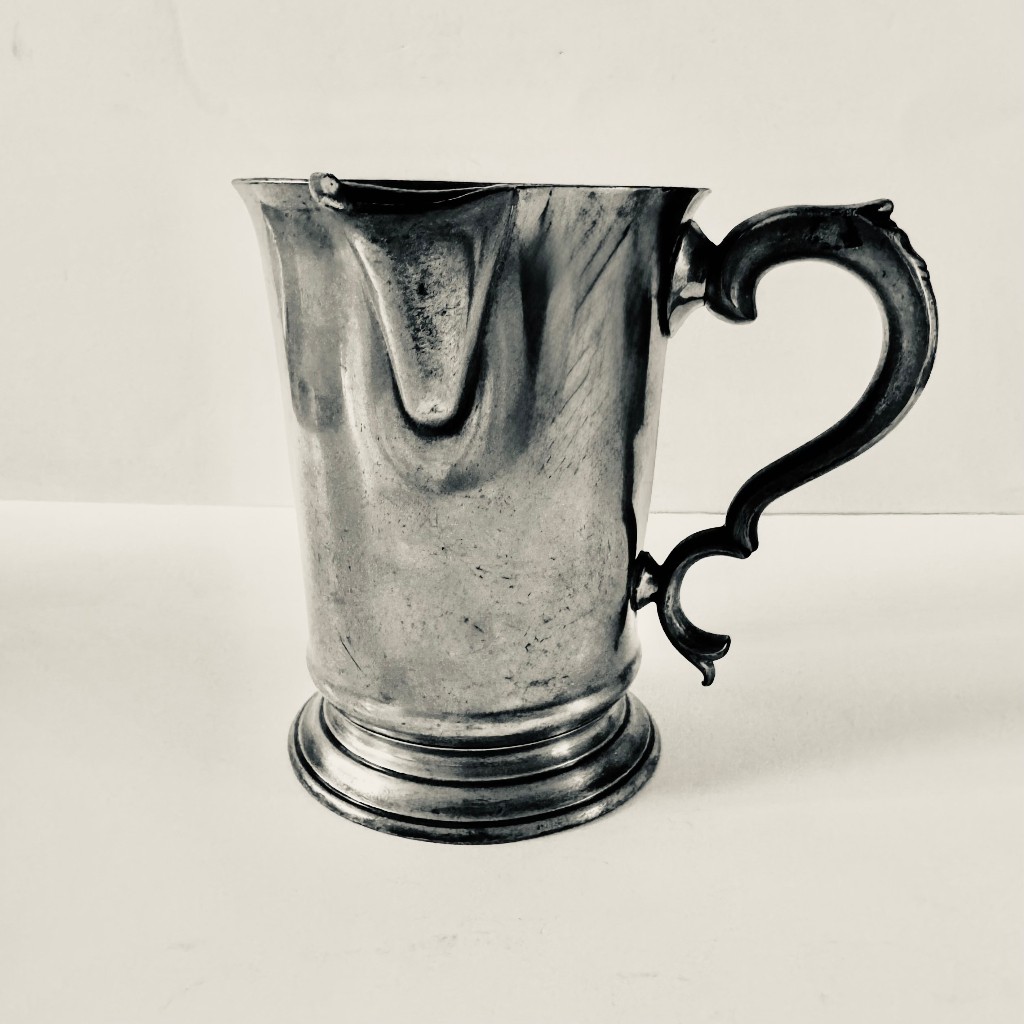 Antique Edwardian English Pewter 1 Quart Ale Measure Crown ER 350 Pub Tankard