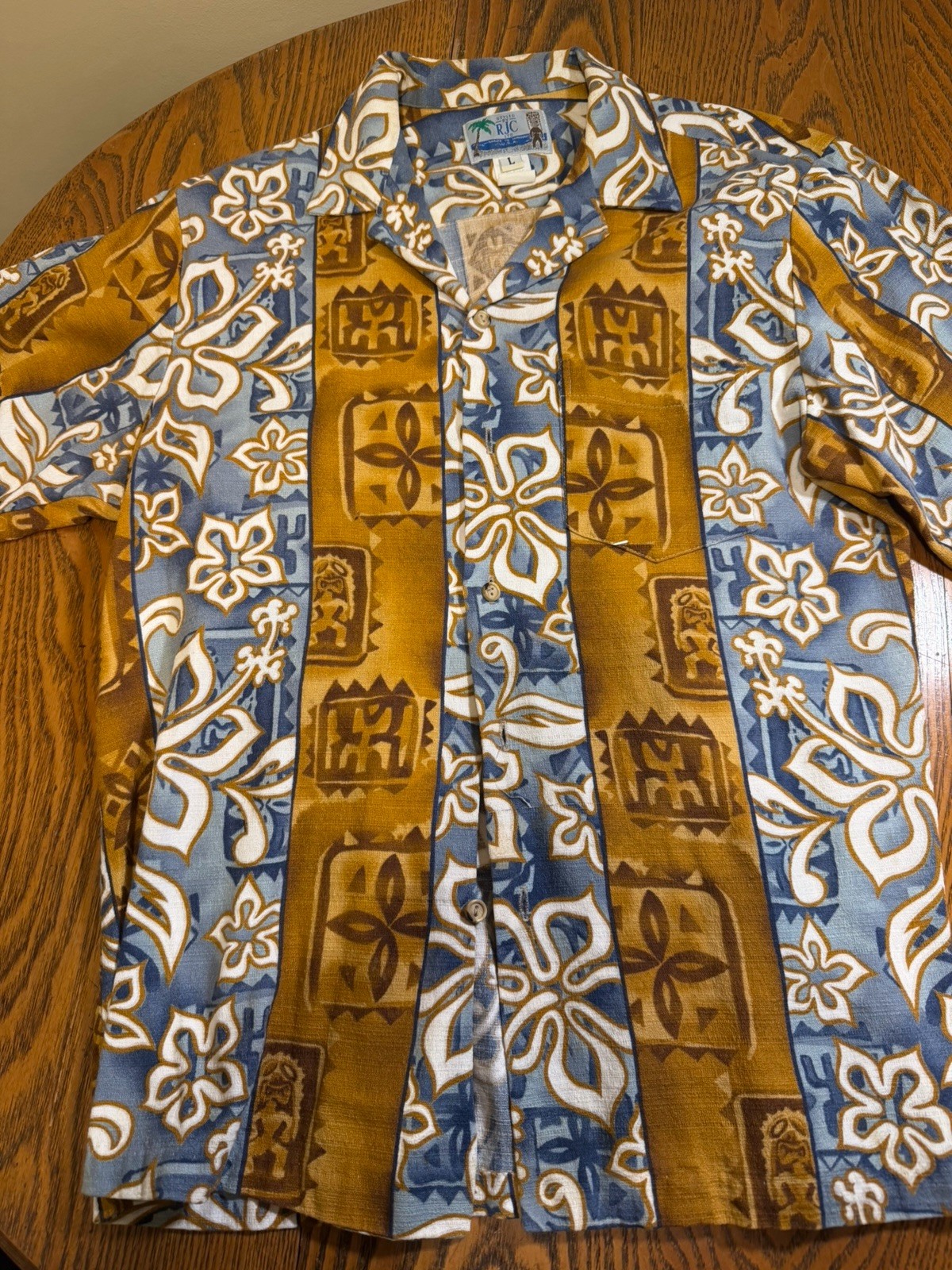 Vintage Hawaiian Shirt - Tribal Stripe Pattern by RJC - Men's Extra-Large Vintage Hawaiian Shirt - Tribal Stripe Pattern by RJC - Men's Extra-Large