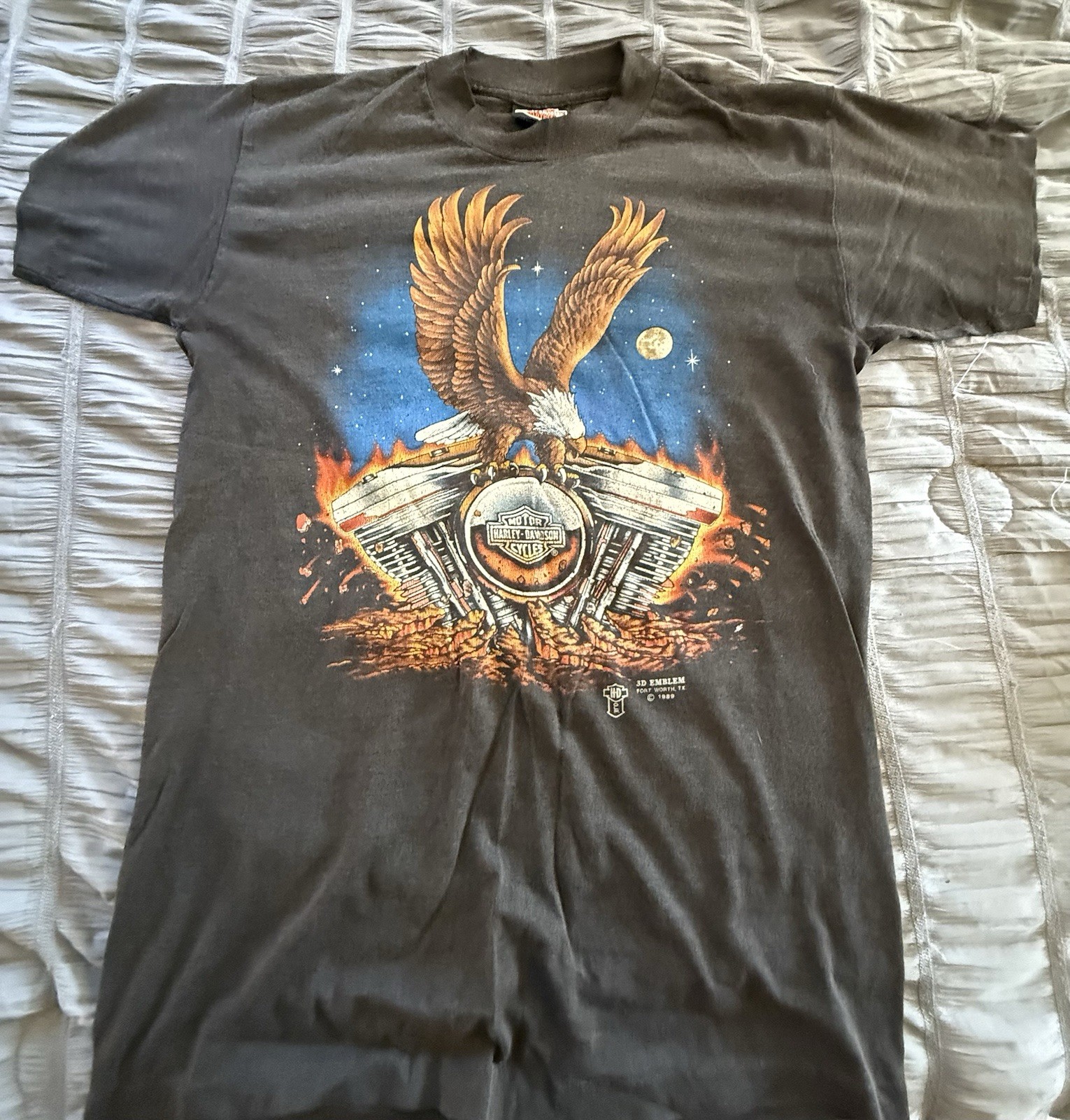 Vintage 1989 Harley Davidson 3D Emblem Eagle Engine  T-Shirt Rare